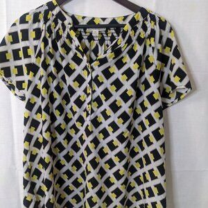 Dana Buchman Women's Patterned Short Sleeve Blouse